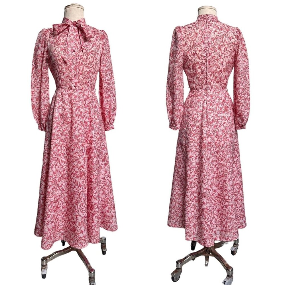 70s Vintage Tie-Collar Dress Bishop Sleeve Neck Bow Flared Skirt Pink Pattern.